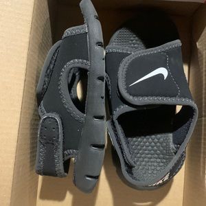 Nike Black Toddler Sandals